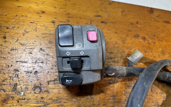 Kawasaki Versys 650 KLE LE650A Schaltereinheit links Armatur - Bild 2 Kawasaki Versys 650 KLE LE650A Schaltereinheit links Armatur - Bild 2