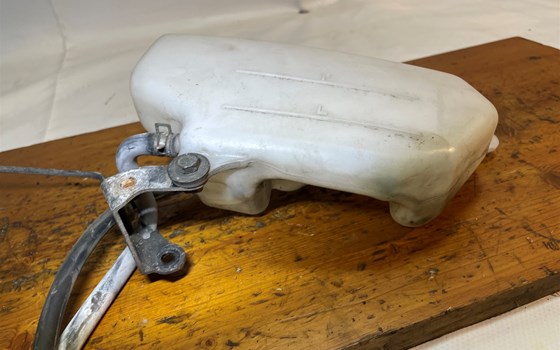 Kawasaki Versys 650 KLE LE650A Ausgleichsbehälter - Bild 5