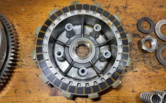 Kawasaki Versys 650 KLE LE650A Kupplung Kupplungskorb - Bild 5