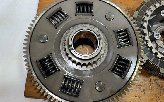 Kawasaki Versys 650 KLE LE650A Kupplung Kupplungskorb - Bild 8