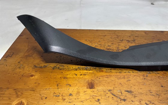 Kawasaki Versys 650 KLE LE650A Tankverkleidung rechts Verkleidung - Bild 4 Kawasaki Versys 650 KLE LE650A Tankverkleidung rechts Verkleidung - Bild 4