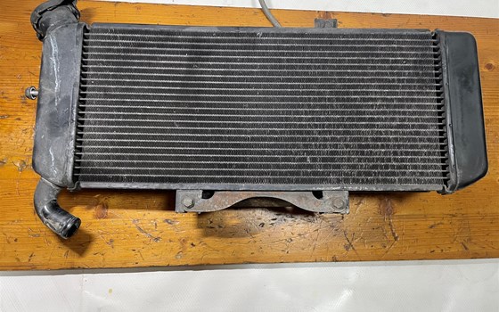 Kawasaki Versys 650 KLE LE650A Wasserkühler Lüfter Kühler - Bild 2 Kawasaki Versys 650 KLE LE650A Wasserkühler Lüfter Kühler - Bild 2