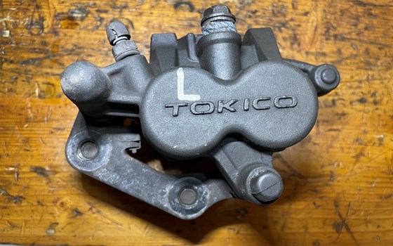 Kawasaki Versys 650 KLE LE650A Bremssattel vorne links Bremszange - Bild 2