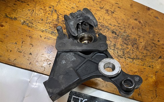 Kawasaki Versys 650 KLE LE650A Bremssattel hinten Bremszange - Bild 3