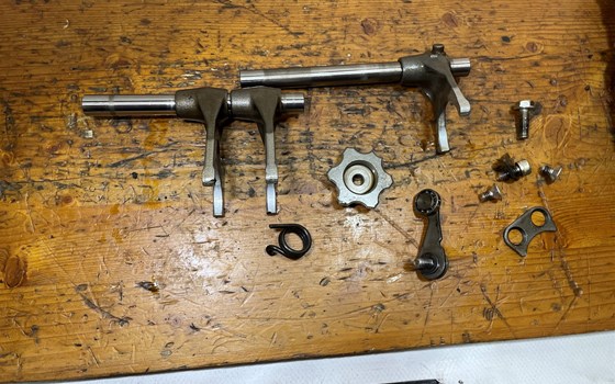 Kawasaki Versys 650 KLE LE650A Schaltung Schaltklauen Trommel - Bild 1 Kawasaki Versys 650 KLE LE650A Schaltung Schaltklauen Trommel - Bild 1