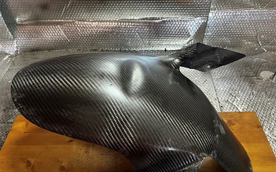 Kawasaki ZX12R ZX 1200 A Carbon Kotflügel Spritzschutz USA import - Bild 1 Kawasaki ZX12R ZX 1200 A Carbon Kotflügel Spritzschutz USA import - Bild 1