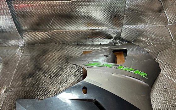 Kawasaki ZX12R ZX 1200 A Seitenverkleidung rechts Verkleidung - Bild 1