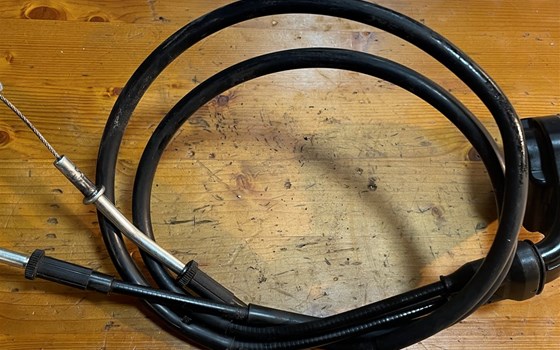 Kawasaki ZX12R ZX 1200 A Gasgriff Seilzüge Bowdenzüge - Bild 4 Kawasaki ZX12R ZX 1200 A Gasgriff Seilzüge Bowdenzüge - Bild 4