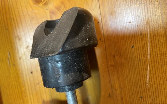 Kawasaki ZX12R ZX 1200 A Motorstutz Sturzpads - Bild 6 Kawasaki ZX12R ZX 1200 A Motorstutz Sturzpads - Bild 6