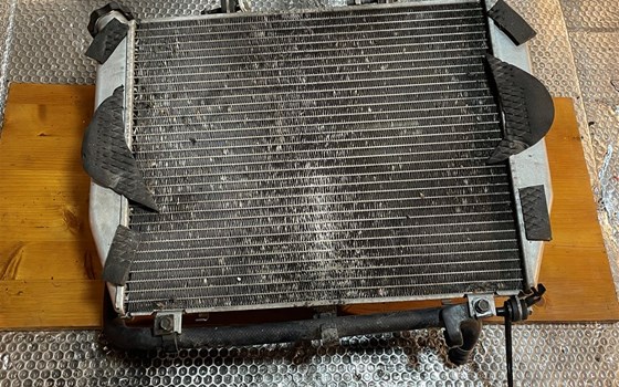 Kawasaki ZX12R ZX 1200 A Kühler Wasserkühler - Bild 1 Kawasaki ZX12R ZX 1200 A Kühler Wasserkühler - Bild 1