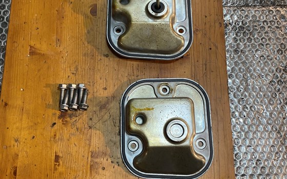 Kawasaki ZX12R ZX 1200 A Deckel Luftfilter Rahmen Sensor - Bild 1 Kawasaki ZX12R ZX 1200 A Deckel Luftfilter Rahmen Sensor - Bild 1