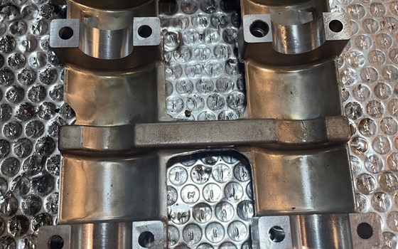 Kawasaki ZX12R ZX 1200 A Zylinderkopf Ventildeckel - Bild 7 Kawasaki ZX12R ZX 1200 A Zylinderkopf Ventildeckel - Bild 7