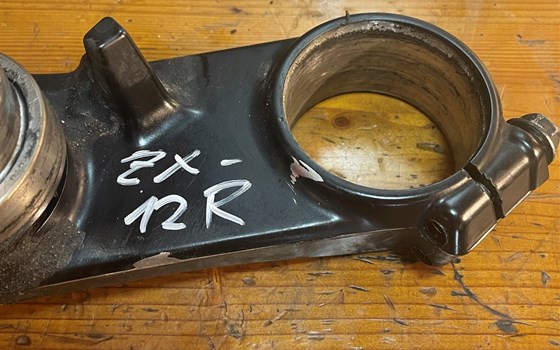 Kawasaki ZX12R ZX 1200 A Gabelbrücke unten Präzisionslager - Bild 2 Kawasaki ZX12R ZX 1200 A Gabelbrücke unten Präzisionslager - Bild 2