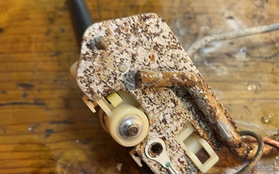 Kawasaki ZX12R ZX 1200 A Tankgeber Tankschwimmer - Bild 2 Kawasaki ZX12R ZX 1200 A Tankgeber Tankschwimmer - Bild 2