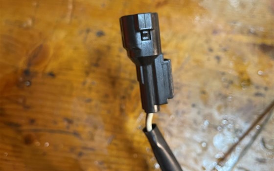 Kawasaki ZX12R ZX 1200 A Tankgeber Tankschwimmer - Bild 4 Kawasaki ZX12R ZX 1200 A Tankgeber Tankschwimmer - Bild 4