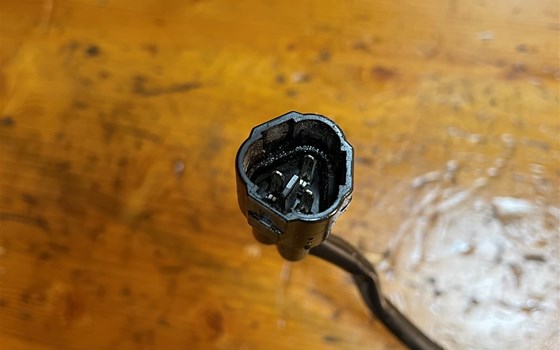 Kawasaki ZX12R ZX 1200 A Geschwindigkeitssensor Sensor Tacho - Bild 4 Kawasaki ZX12R ZX 1200 A Geschwindigkeitssensor Sensor Tacho - Bild 4