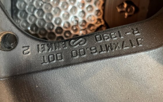 Kawasaki ZX12R ZX 1200 A Felge hinten Bremsscheibe - Bild 4 Kawasaki ZX12R ZX 1200 A Felge hinten Bremsscheibe - Bild 4