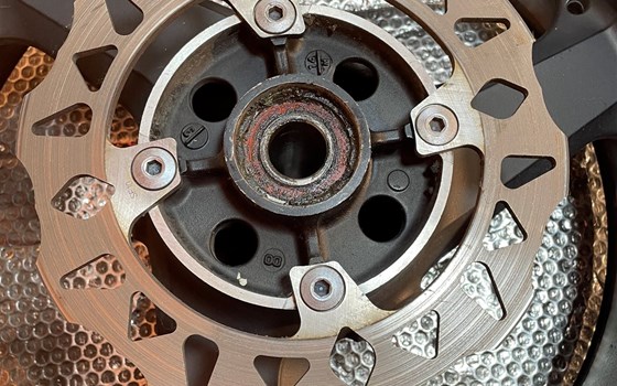 Kawasaki ZX12R ZX 1200 A Felge hinten Bremsscheibe - Bild 9 Kawasaki ZX12R ZX 1200 A Felge hinten Bremsscheibe - Bild 9