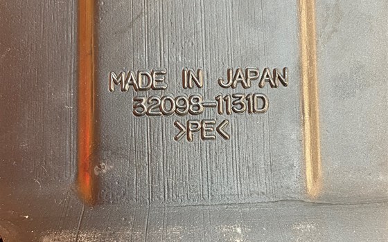 Kawasaki ZX12R ZX 1200 A Spritzschutz Fach Heck - Bild 16 Kawasaki ZX12R ZX 1200 A Spritzschutz Fach Heck - Bild 16