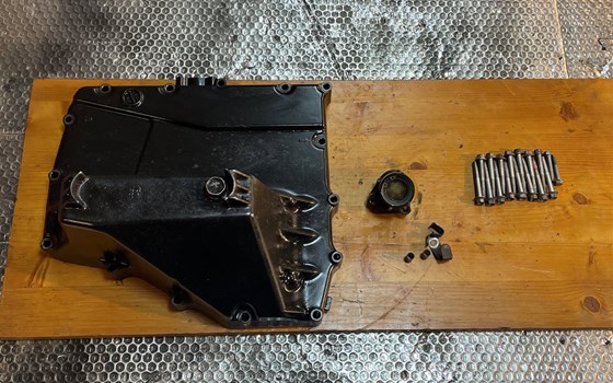 Kawasaki ZX12R ZX 1200 A Ölwanne - Bild 1 Kawasaki ZX12R ZX 1200 A Ölwanne - Bild 1