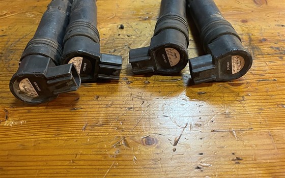 Kawasaki ZX12R ZX 1200 A Zündspulen - Bild 4 Kawasaki ZX12R ZX 1200 A Zündspulen - Bild 4