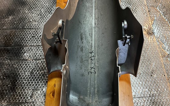 Kawasaki ZX12R ZX 1200 A Kotflügel vorne Verkleidung - Bild 5 Kawasaki ZX12R ZX 1200 A Kotflügel vorne Verkleidung - Bild 5