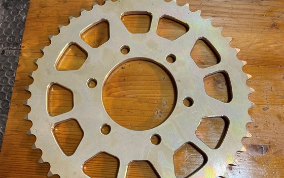 Kawasaki ZX12R ZX 1200 A Antriebssatz Ritzel Kranzel - Bild 11 Kawasaki ZX12R ZX 1200 A Antriebssatz Ritzel Kranzel - Bild 11