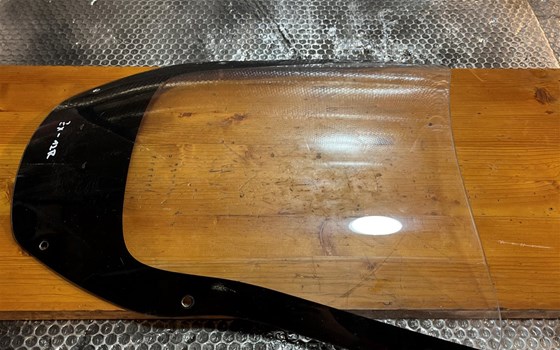 Kawasaki ZX12R ZX 1200 A Windschild Secdem Bullster - Bild 4 Kawasaki ZX12R ZX 1200 A Windschild Secdem Bullster - Bild 4