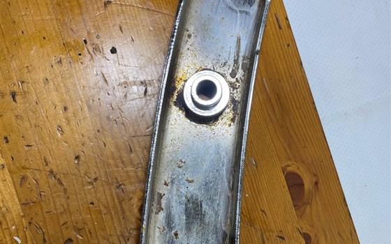 Yamaha XVS 650 Dragstar 4VR Halterung Kotflügel hinten Fender - Bild 12