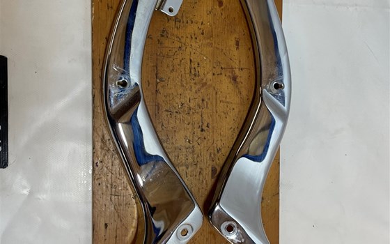 Yamaha XVS 650 Dragstar 4VR Halterung Kotflügel hinten Fender - Bild 2