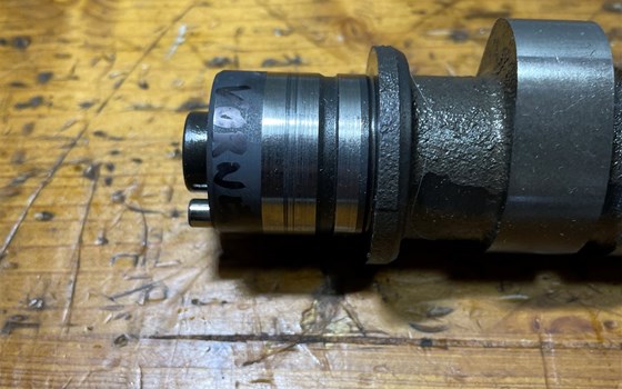 Yamaha XVS 650 Dragstar 4VR Nockenwellen vorne - Bild 2 Yamaha XVS 650 Dragstar 4VR Nockenwellen vorne - Bild 2