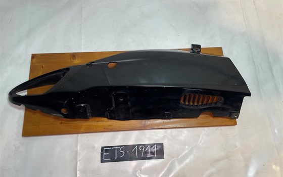 KTM RC 390 2016 Bugverkleidung Verkleidung unten rechts - Bild 1