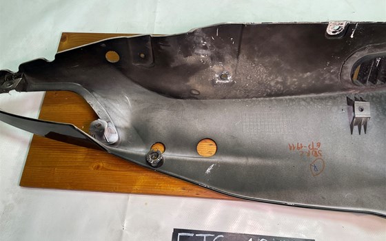 KTM RC 390 2016 Bugverkleidung Verkleidung unten rechts - Bild 9