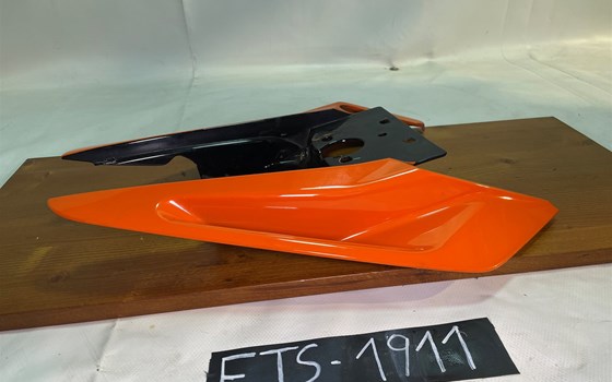 KTM RC 390 2016 Heckverkleidung Verkleidung hinten - Bild 4