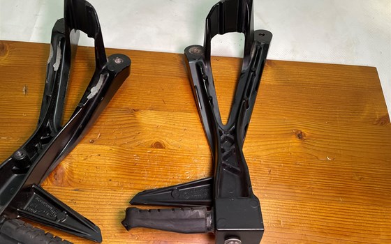 KTM RC 390 2016 Soziusfußrasten Fußraste hinten links rechts - Bild 6