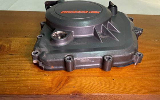KTM RC 390 2016 Kupplungsdeckel Motordeckel Deckel - Bild 3 KTM RC 390 2016 Kupplungsdeckel Motordeckel Deckel - Bild 3