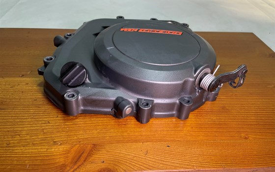 KTM RC 390 2016 Kupplungsdeckel Motordeckel Deckel - Bild 5 KTM RC 390 2016 Kupplungsdeckel Motordeckel Deckel - Bild 5