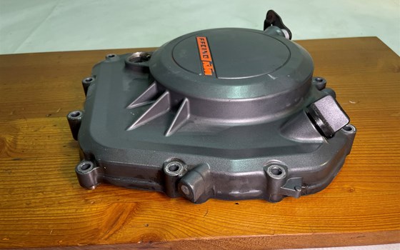 KTM RC 390 2016 Kupplungsdeckel Motordeckel Deckel - Bild 6 KTM RC 390 2016 Kupplungsdeckel Motordeckel Deckel - Bild 6