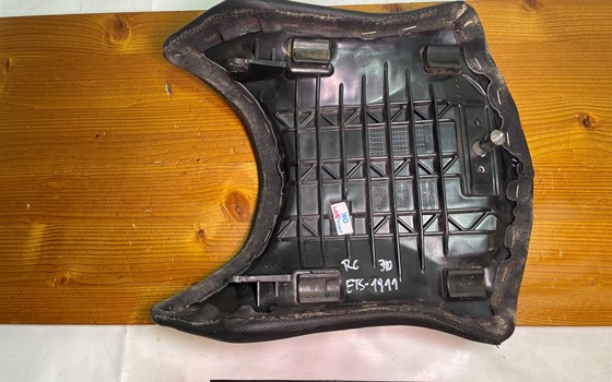 KTM RC 390 Sitzbank Sattel Sitz  - Bild 8