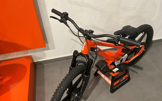 KTM SX-E 1.20 - Bild 2
