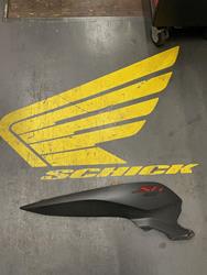 SH300 Seitenverkleidung Links in Matt Schwarz