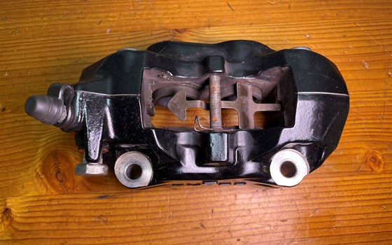 KTM RC 390 2016 Bremssattel vorne Bremszange - Bild 3