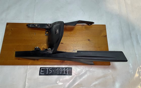 KTM RC 390 2016 Kotflügel hinten Kettenschutz Spritzschutz - Bild 1