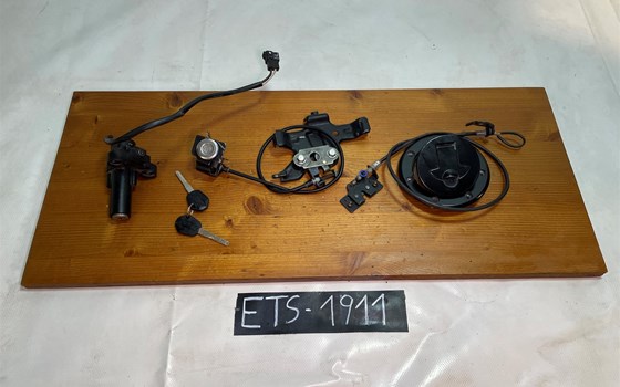 KTM RC 390 2016 Schlosssatz Zündschloss Tankschloss Schlüssel - Bild 1