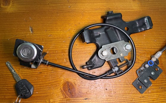 KTM RC 390 2016 Schlosssatz Zündschloss Tankschloss Schlüssel - Bild 5