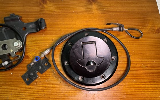 KTM RC 390 2016 Schlosssatz Zündschloss Tankschloss Schlüssel - Bild 6