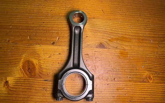 KTM RC 390 Pleuel - Bild 1