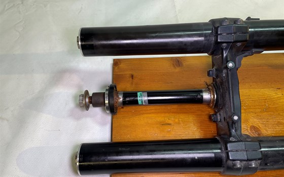 KTM RC 390 2016 Gabel USD Gabelbrücke unten - Bild 11