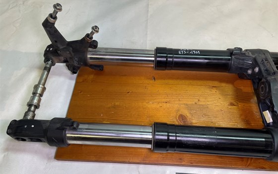 KTM RC 390 2016 Gabel USD Gabelbrücke unten - Bild 6