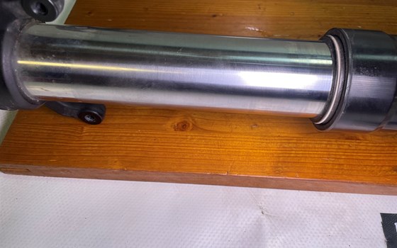 KTM RC 390 2016 Gabel USD Gabelbrücke unten - Bild 7